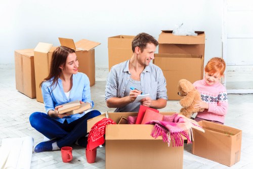 Household moving support for flats and homes in St Mary Cray