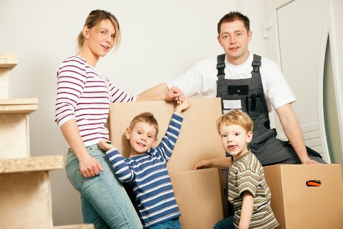 Local packing and unpacking assistance for St Mary Cray properties and businesses